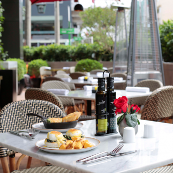 Foto de 5 DESAYUNOS EN LA TERRAZA DEL PARDO