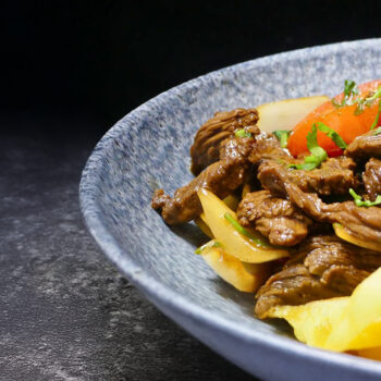 Foto de LA CHINGANA: JORGE CACHI Y EL MEJOR LOMO SALTADO DE PARÍS